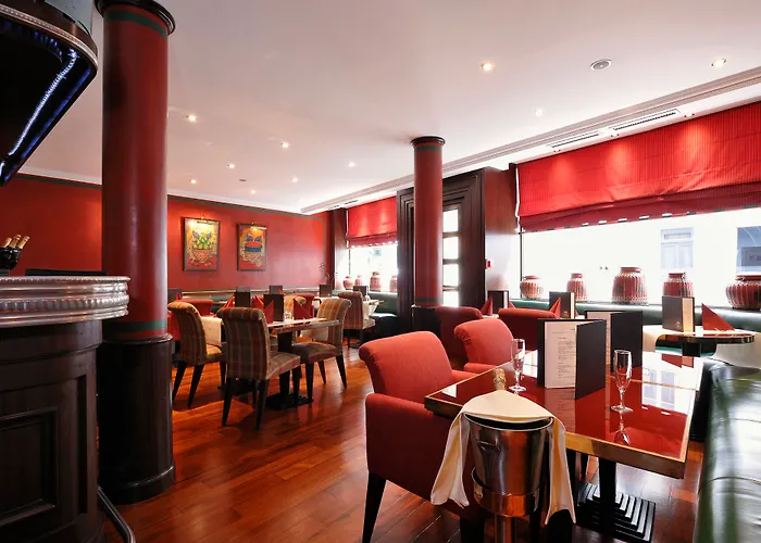 מלון Royal Saint Honore Louvre פריז