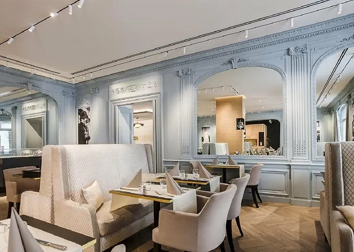 Royal Saint Honore Louvre