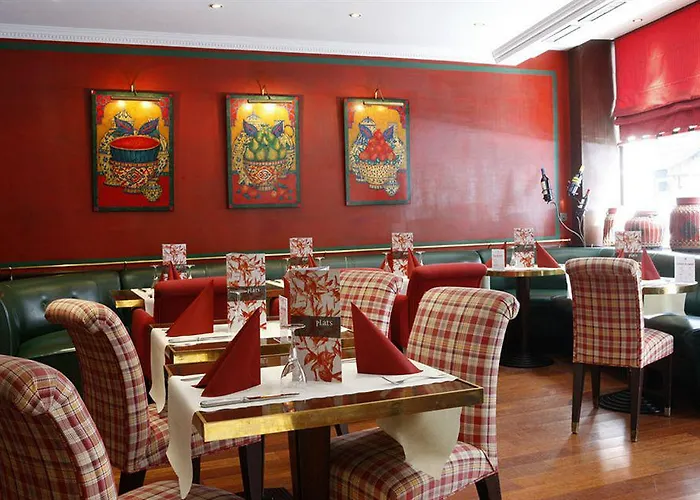 Royal Saint Honore Louvre מלון