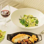 Royal Saint Honore Louvre 4*