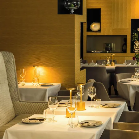 Hotell Royal Saint Honore Louvre Paris