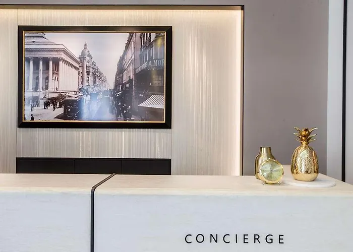 מלון Royal Saint Honore Louvre 4*