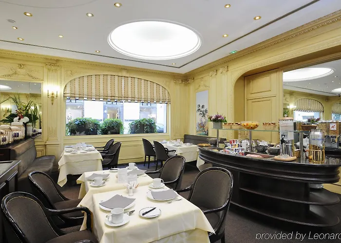 מלון Royal Saint Honore Louvre פריז