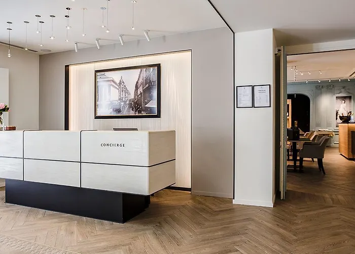מלון Royal Saint Honore Louvre פריז