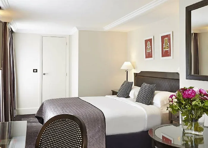 Royal Saint Honore Louvre מלון 4*