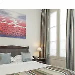 Royal Saint Honore Louvre 4*