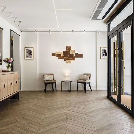 Royal Saint Honore Louvre 4*