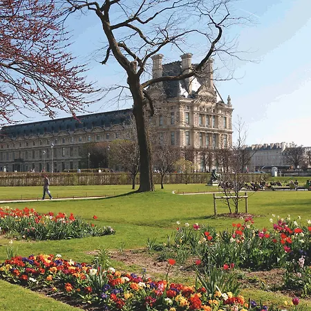 Royal Saint Honore Louvre 4*