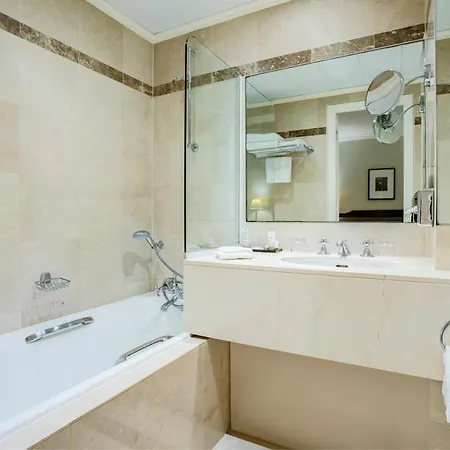 Hotel Royal Saint Honore Louvre Paryż