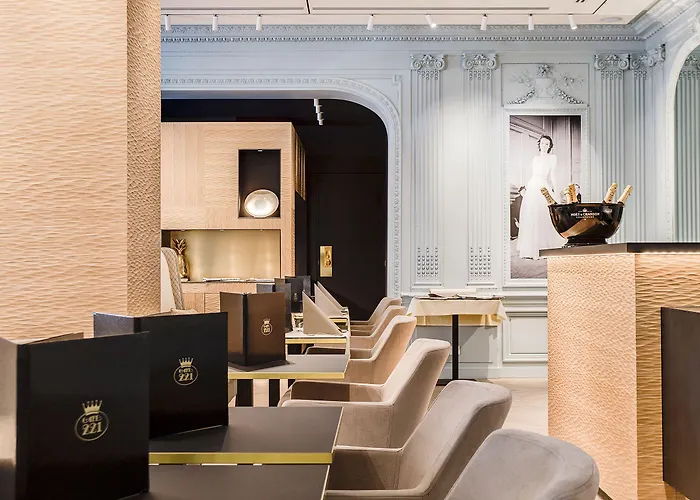 ホテル Royal Saint Honore Louvre 4*