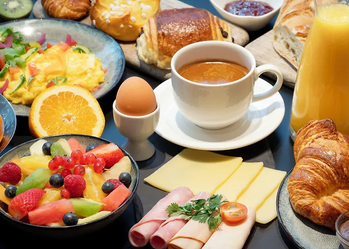 Royal Saint Honore Louvre ホテル