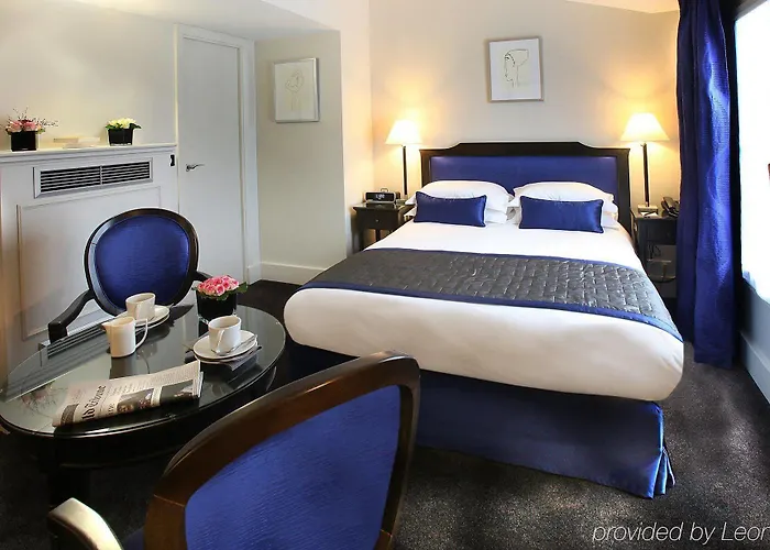 Royal Saint Honore Louvre 4*