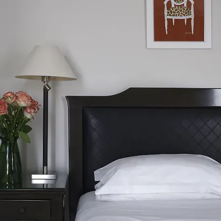 Royal Saint Honore Louvre 4*