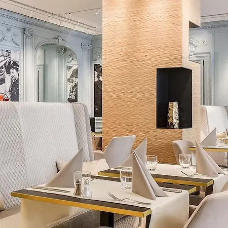 Hotel Royal Saint Honore Louvre Paříž